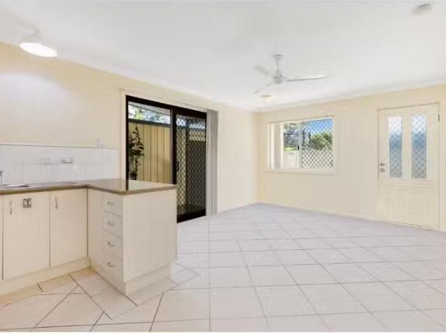 Condo for rent in Fernbrook, Queensland