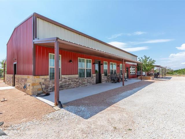 House for sale in Taylor, Texas