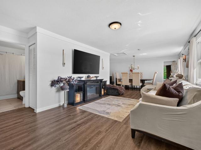 House for sale in Spring Grove, McHenry County