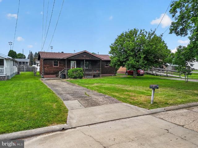 House for sale in Parkersburg, West Virginia