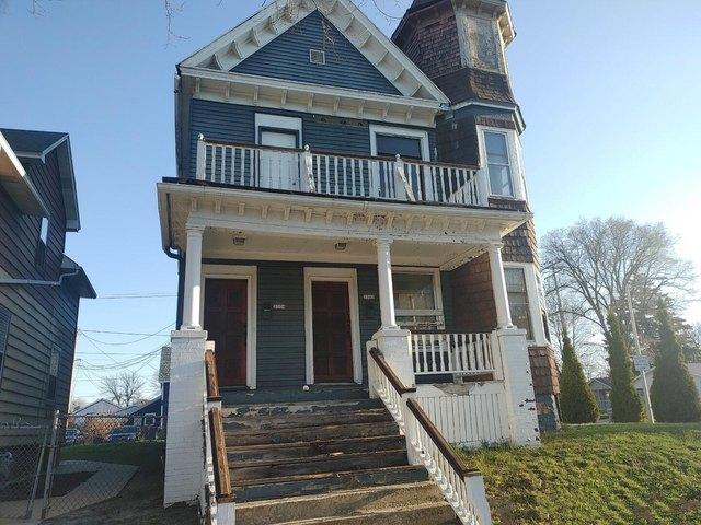 House for sale in Milwaukee, Wisconsin