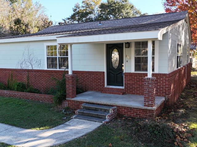 House for sale in Pascagoula, Mississippi