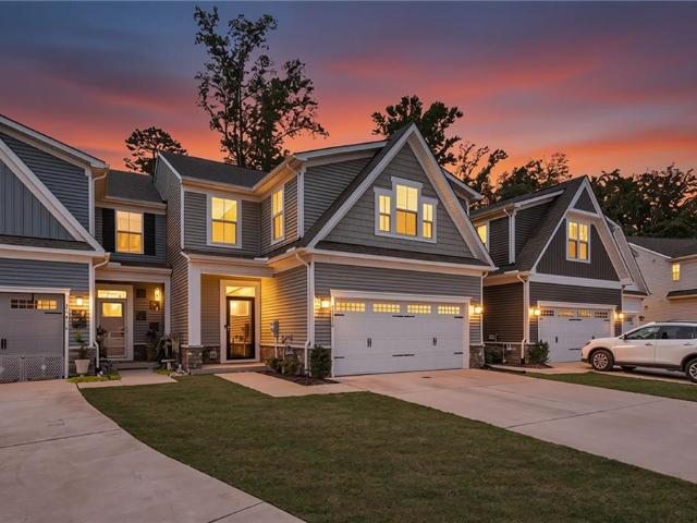 Townhouse for sale in Virginia