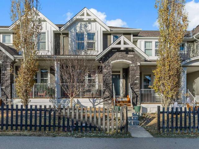 Townhouse for sale in Airdrie, Alberta