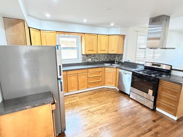 Property for rent in Elmwood Park, Illinois