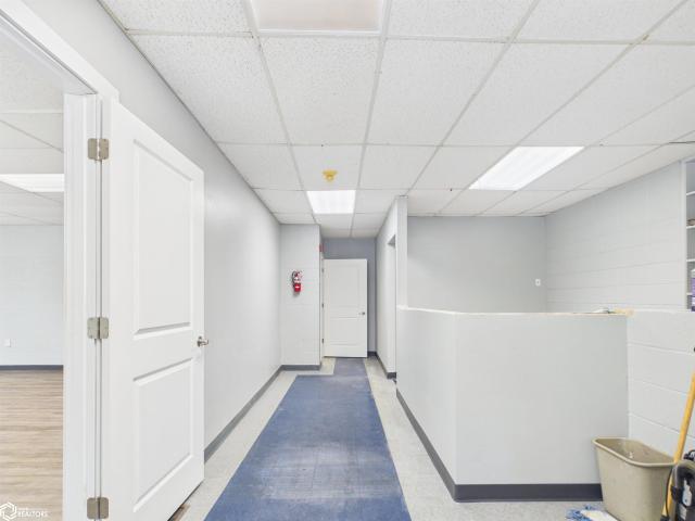 Commercial for sale in Mahaska, Iowa