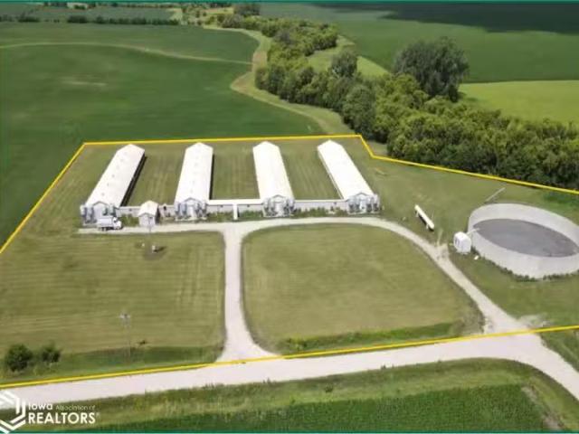 House for sale in Charles City