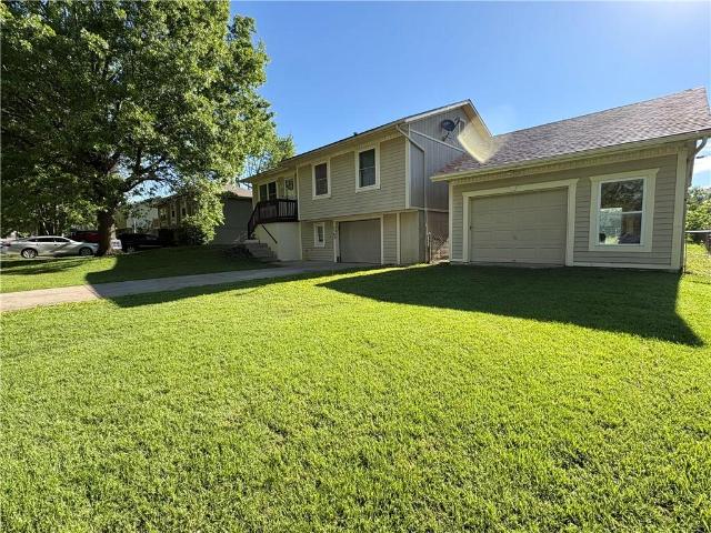 House for sale in Harrisonville, Missouri