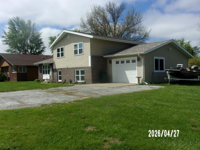 House for sale in Watseka, Illinois