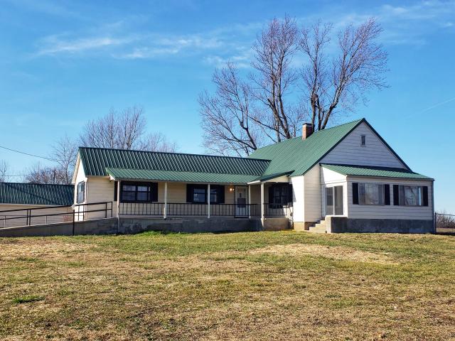 House for sale in Louisburg, Missouri