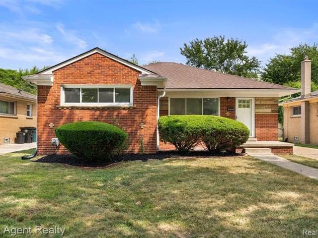House for sale in Oak Park, Michigan
