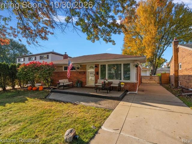 House for sale in Saint Clair Shores, Macomb County