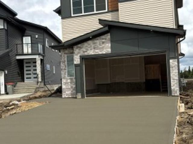 House for sale in Alberta