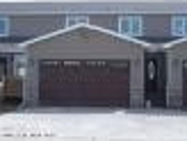 Townhouse for sale in Dickinson, North Dakota