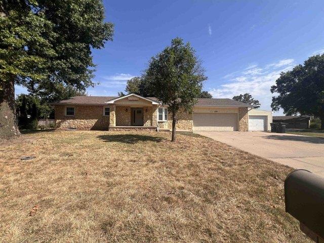 House for sale in Augusta, Butler County