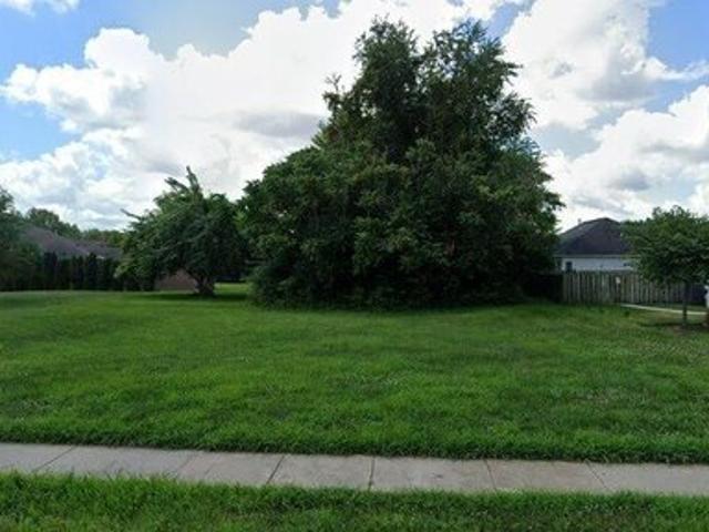 Land for sale in North Lake Shore, Springfield