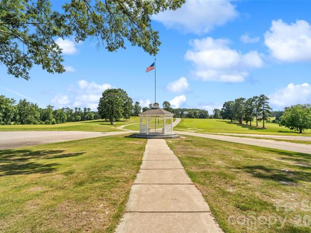 Commercial for sale in Wadesboro, North Carolina