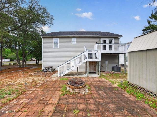 House for sale in Oak Island, North Carolina