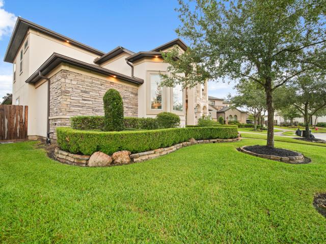 House for sale in Friendswood