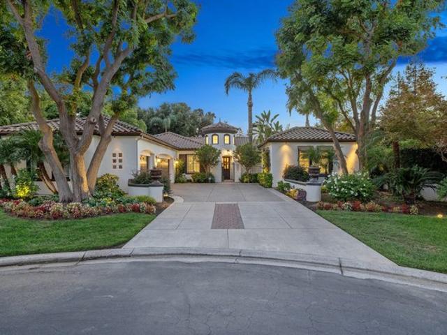 House for sale in Visalia, Tulare County