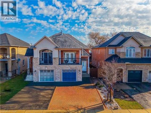 House for sale in Oakville, Ontario