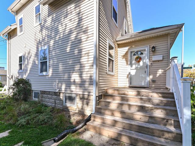 House for sale in McCarty Park, West Allis