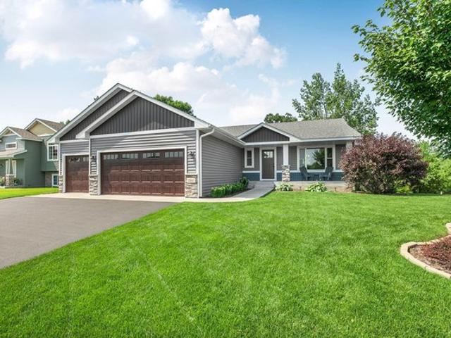 House for sale in Saint Augusta, Minnesota