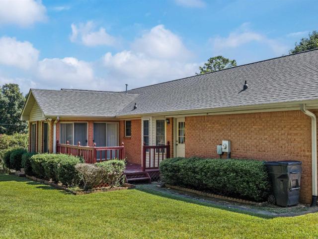 House for sale in Flat Rock, Alabama