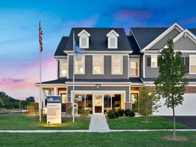 Townhouse for sale in Naperville, Illinois