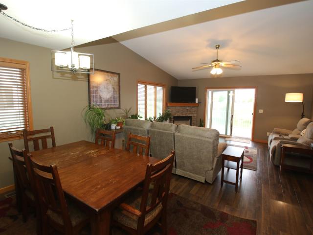 House for sale in Spirit Lake, Dickinson County