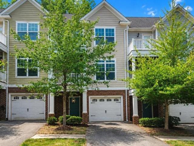 Townhouse for sale in Virginia