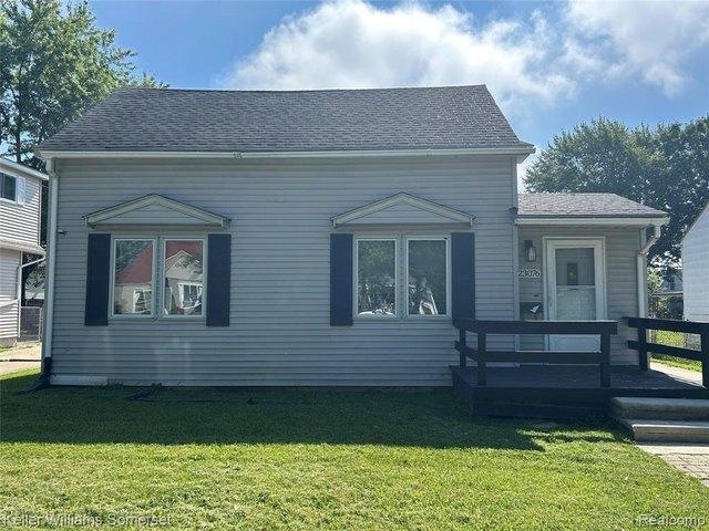 House for sale in Eastpointe, Michigan