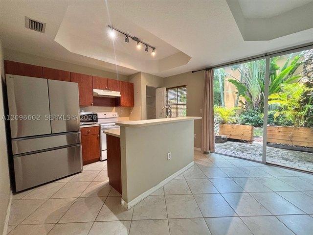 Townhouse for sale in Dania Beach, Broward County