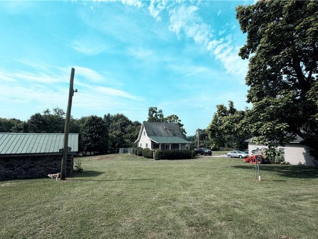 House for sale in Joyce, Pennsylvania