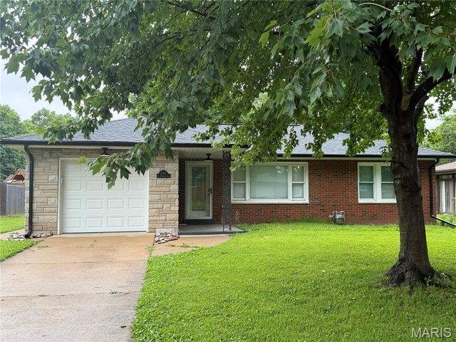 House for sale in East Saint Louis, Illinois