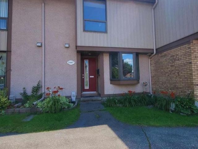 Townhouse for rent in Mulhurst Bay, Ontario