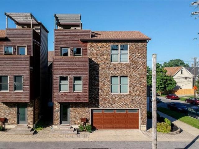 Townhouse for sale in Tremont, Cleveland