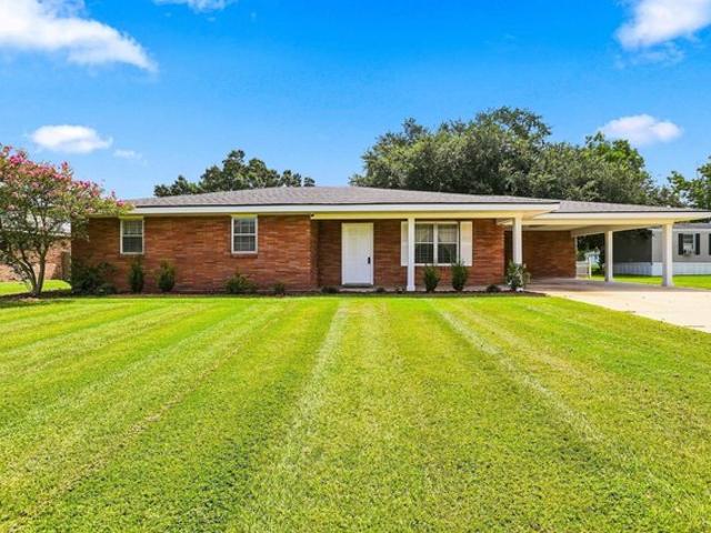 House for sale in Vacherie, Louisiana