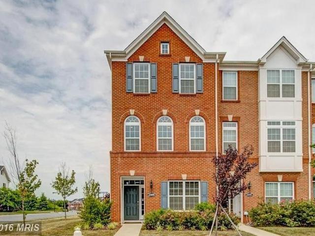 Townhouse for sale in Virginia