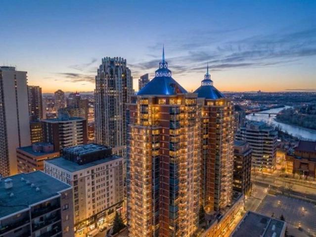 Condo for sale in Downtown Commercial Core, Calgary