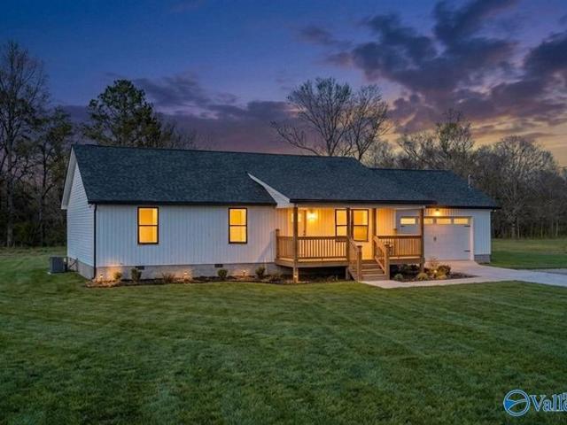 House for sale in Crossville, Alabama