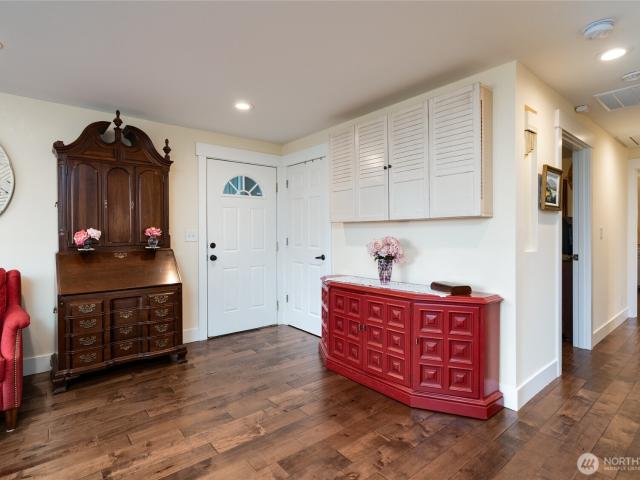 House for sale in Anacortes