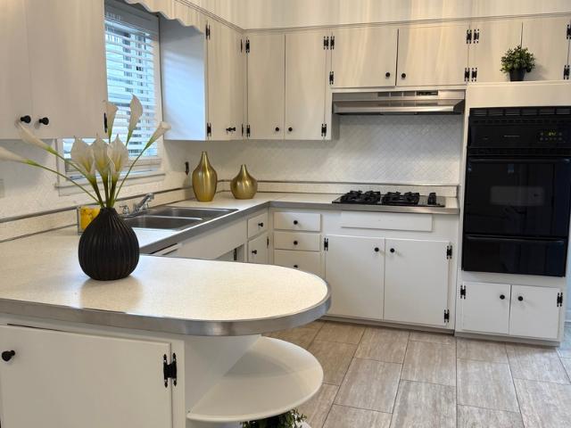 Property for rent in Park Ridge, Illinois