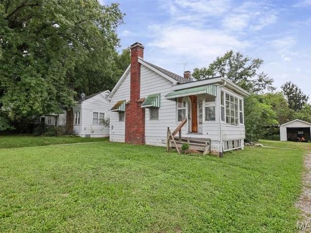 House for sale in Belleville, Saint Clair County