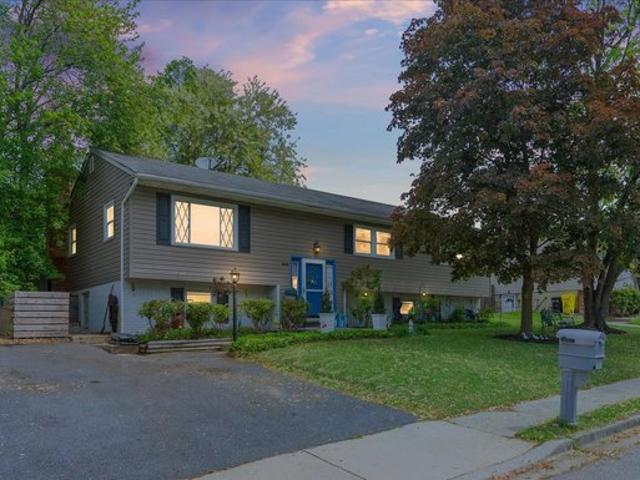 House for sale in Pasadena, Maryland