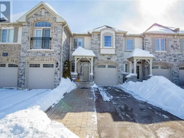 House for rent in Oakville, Golden Horseshoe