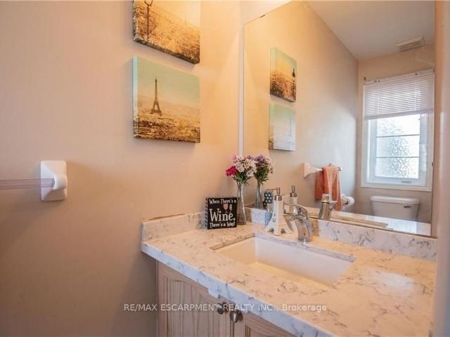House for rent in Oakville, Golden Horseshoe