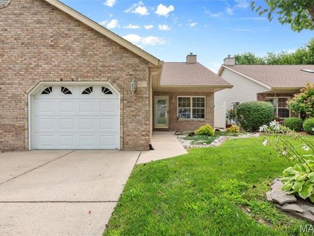 Condo for sale in Maryville, Illinois
