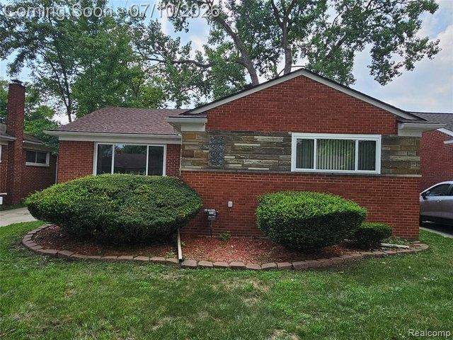 House for sale in Oak Park, Michigan