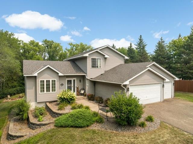 House for sale in Saint Francis, Minnesota